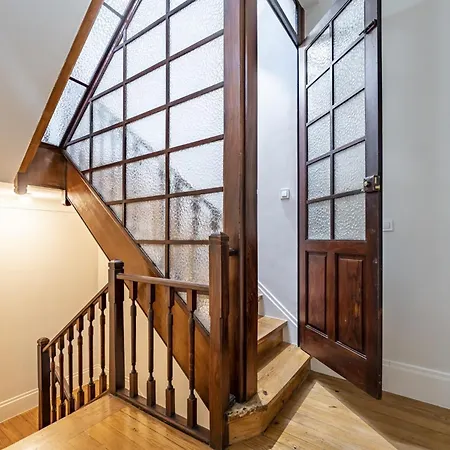 Nomad's Family - 3bdr Charming Hideouts 波尔图