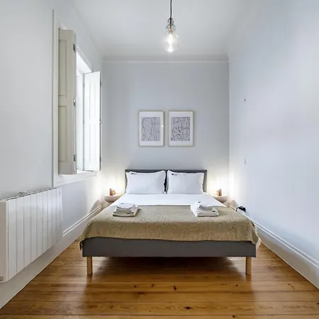 Nomad's Family - 3bdr Charming Hideouts Apartment Porto
