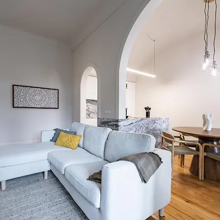 Nomad's Family - 3bdr Charming Hideouts 아파트