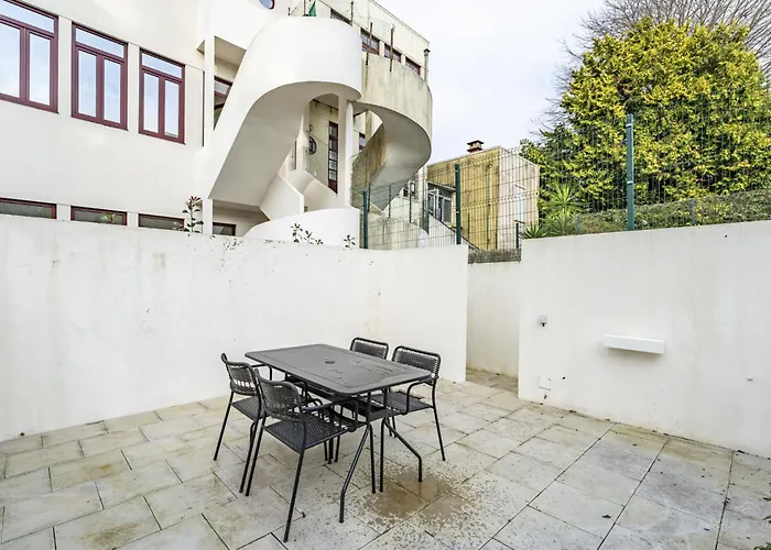 Apartment Nomad's Family - 3bdr Charming Hideouts Porto